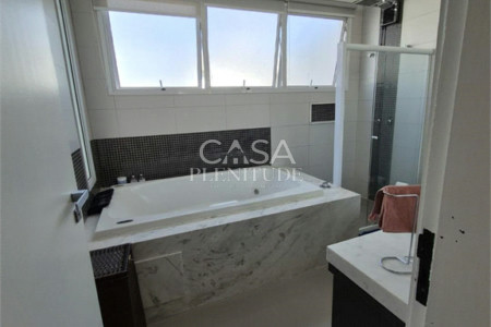 Casa em condomínio à venda com 4 quartos, sendo 3 suítes, em Iporanga, Sorocaba, SP