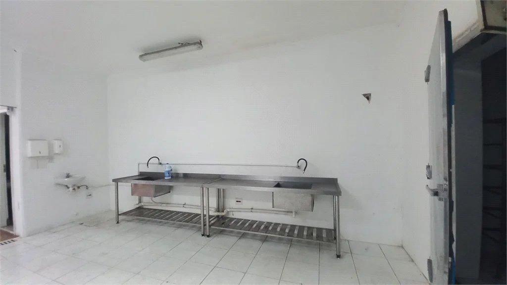 Casa para alugar com 3 quartos, sendo 1 suíte,  em Jardim Bonfiglioli, São Paulo, SP