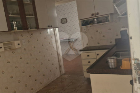 Casa Térrea à venda com 5 quartos, sendo 1 suíte, em Vila Mafra, São Paulo, SP