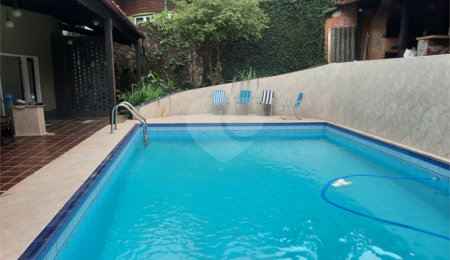 Casa Térrea à venda com 3 quartos, sendo 2 suítes,  em Jardim Marajoara, São Paulo, SP