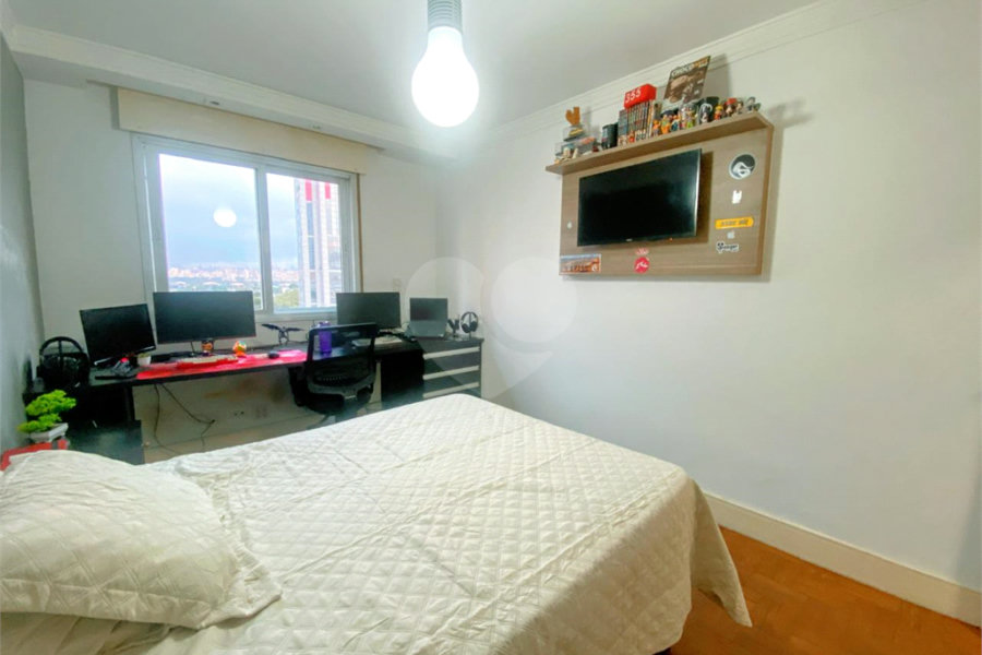 Apartamento à venda com 3 quartos, sendo 1 suíte, em Santana, São Paulo, SP