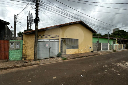 Casa à venda com 10 quartos no Centro, Ponta Porã, MS
