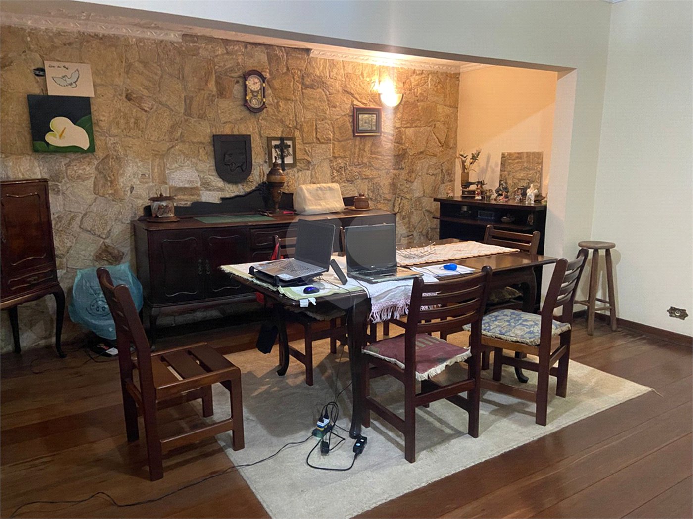 Casa à venda com 4 quartos, sendo 1 suíte, em Jardim Rincão, Arujá, SP