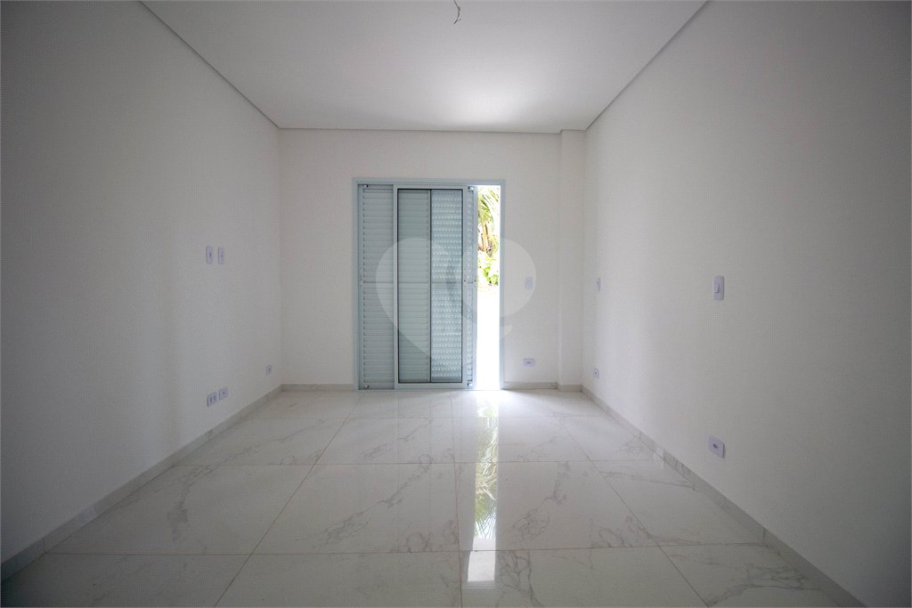 Apartamento à venda com 3 quartos, sendo 1 suíte,  em Jardim Flórida, São Roque, SP