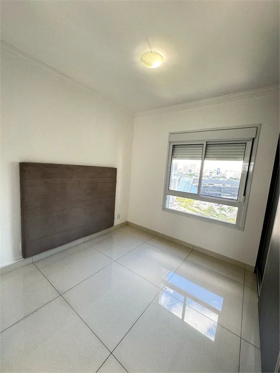 Apartamento à venda com 3 quartos, sendo 1 suíte, em Pinheiros, São Paulo, SP