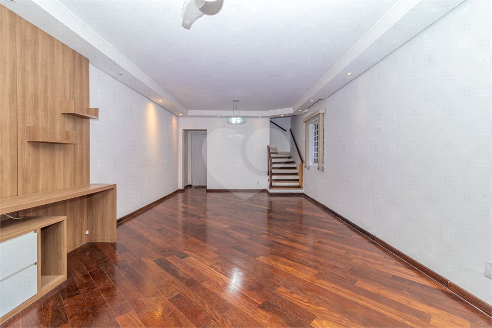 Casa à venda ou para alugar com 3 quartos, sendo 1 suíte, em Granja Julieta, São Paulo, SP