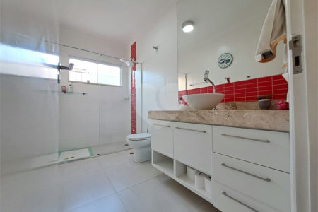 Casa à venda com 3 quartos, sendo 1 suíte, em Vila Trujillo, Sorocaba, SP