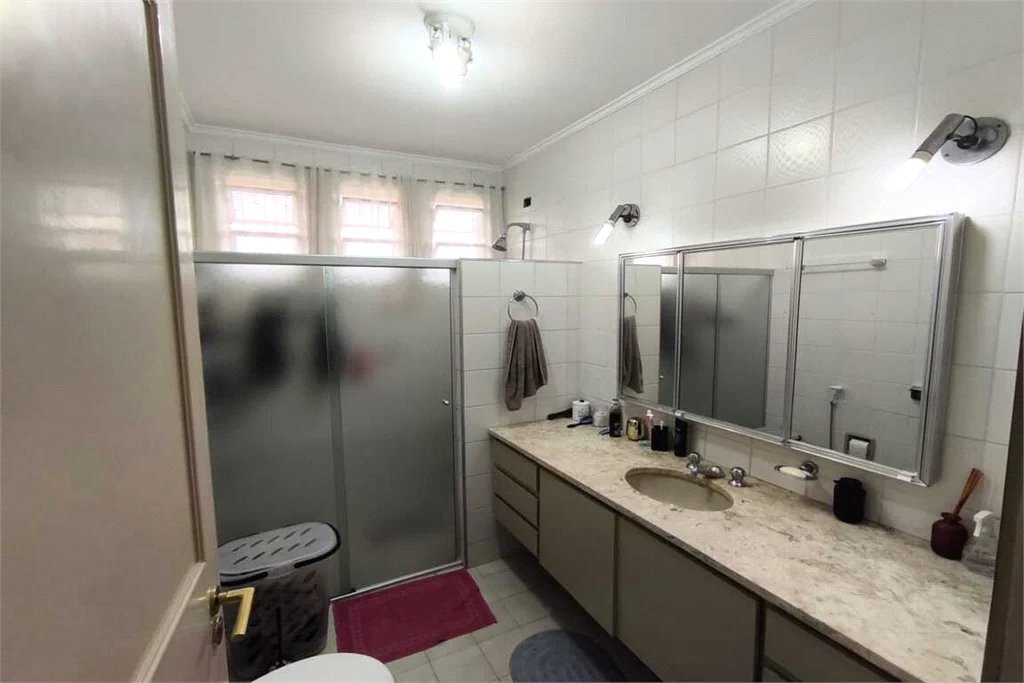 Casa à venda com 5 quartos, sendo 3 suítes, em Brooklin Paulista, São Paulo, SP