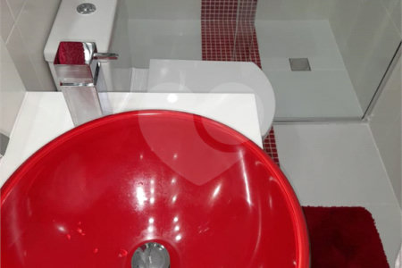 Apartamento à venda com 3 quartos, sendo 1 suíte,  no Centro, Mogi das Cruzes, SP