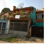 Sobrado à venda com 3 quartos, sendo 1 suíte, em Vila Universitária, São Paulo, SP