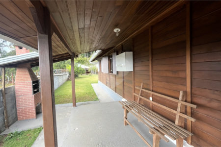 Casa Térrea para alugar com 3 quartos, sendo 1 suíte, em Jardim Estância Brasil, Atibaia, SP