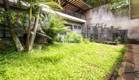Casa Térrea à venda com 4 quartos, sendo 2 suítes,  em Brooklin Velho, São Paulo, SP