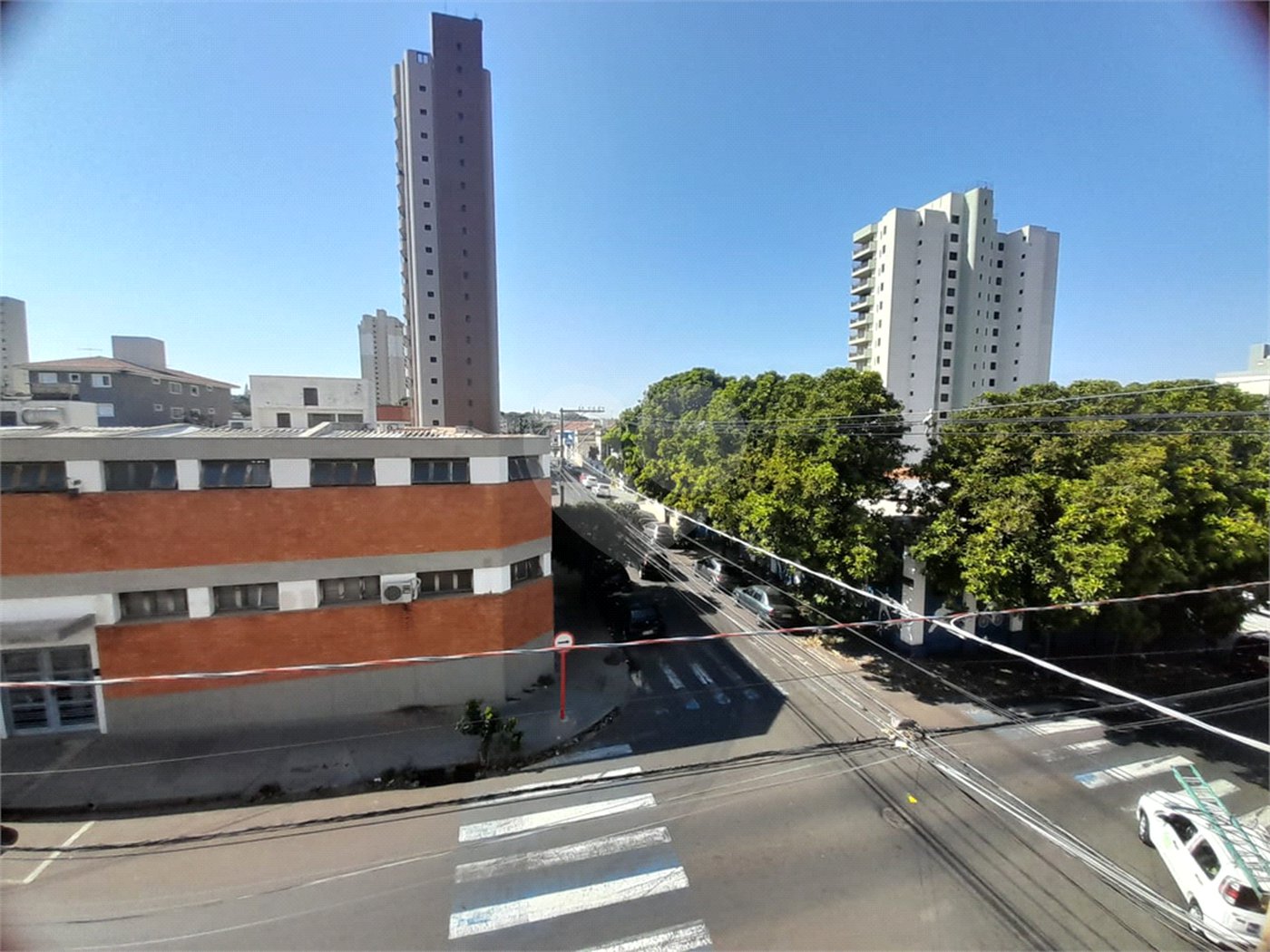 Apartamento à Venda ou para Locação no Edifício Marchal Estilo - São Carlos