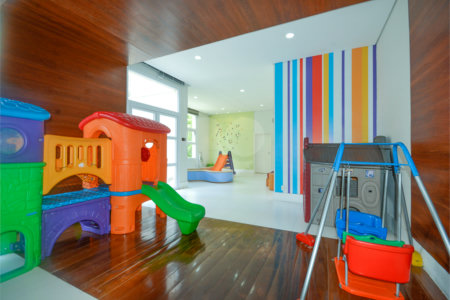 Apartamento à venda com 4 suítes,  em Vila Uberabinha, São Paulo, SP
