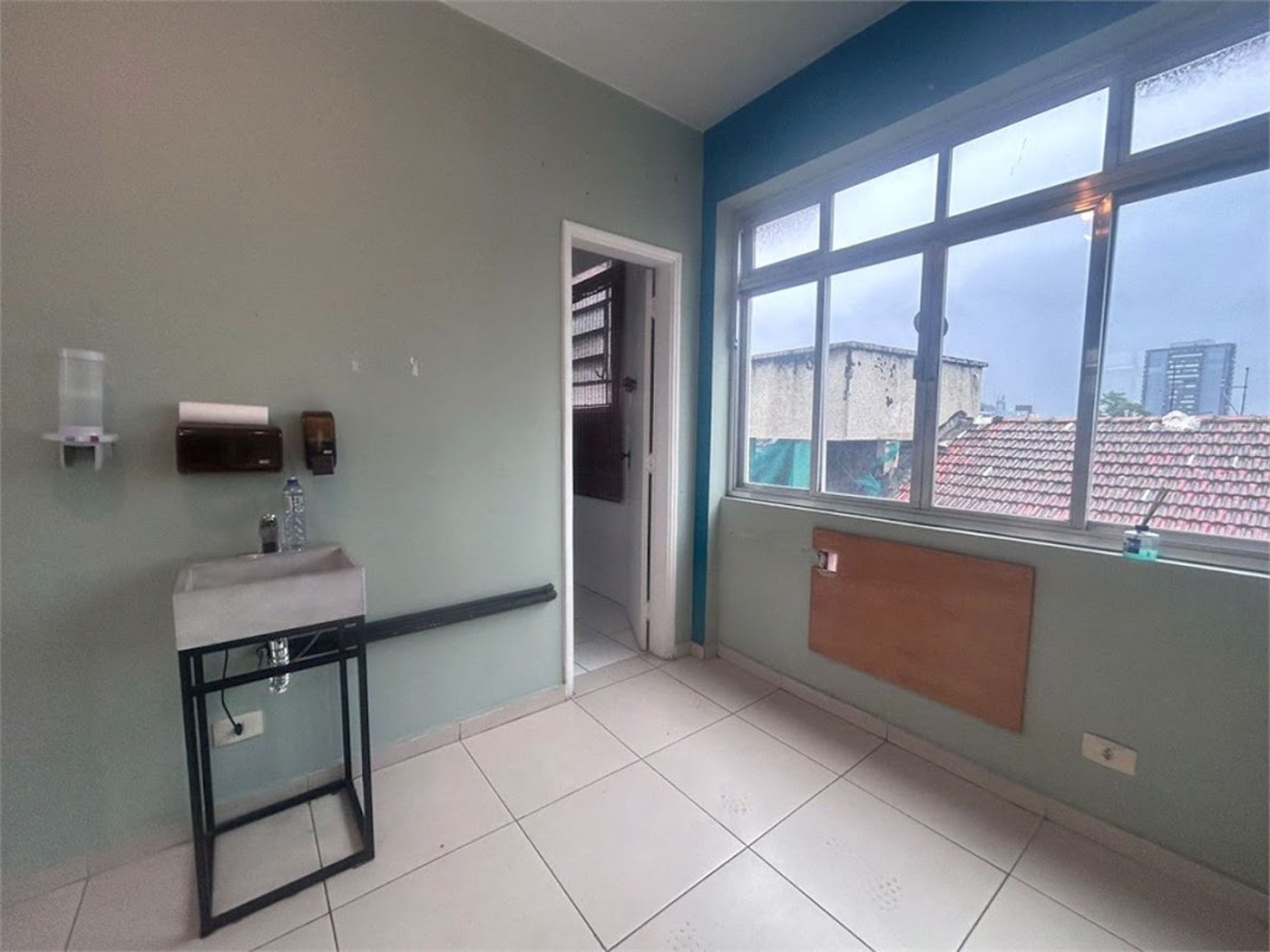 Sala Comercial para locação, Boqueirão, Santos - SA0084.