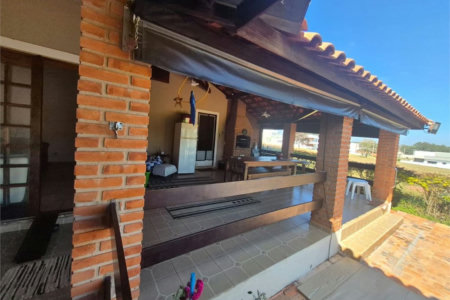 Chácara com 3 dormitórios à venda, 1200 m² por R$ 870.000,00 - Condomínio Ninho Verde II - Pardinho/SP