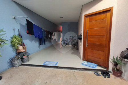 Casa à venda com 3 quartos, sendo 1 suíte, em Parque São Bento, Sorocaba, SP