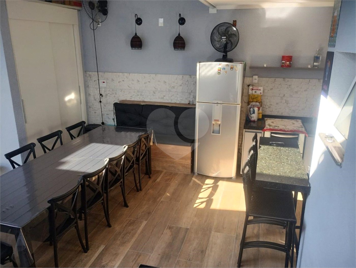 Casa à venda com 3 quartos, sendo 1 suíte, no condomínio Vilagio Vista Real, Paulínia - SP