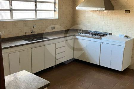 Sobrado para alugar com 4 quartos, sendo 2 suítes, em Brooklin Paulista, São Paulo, SP