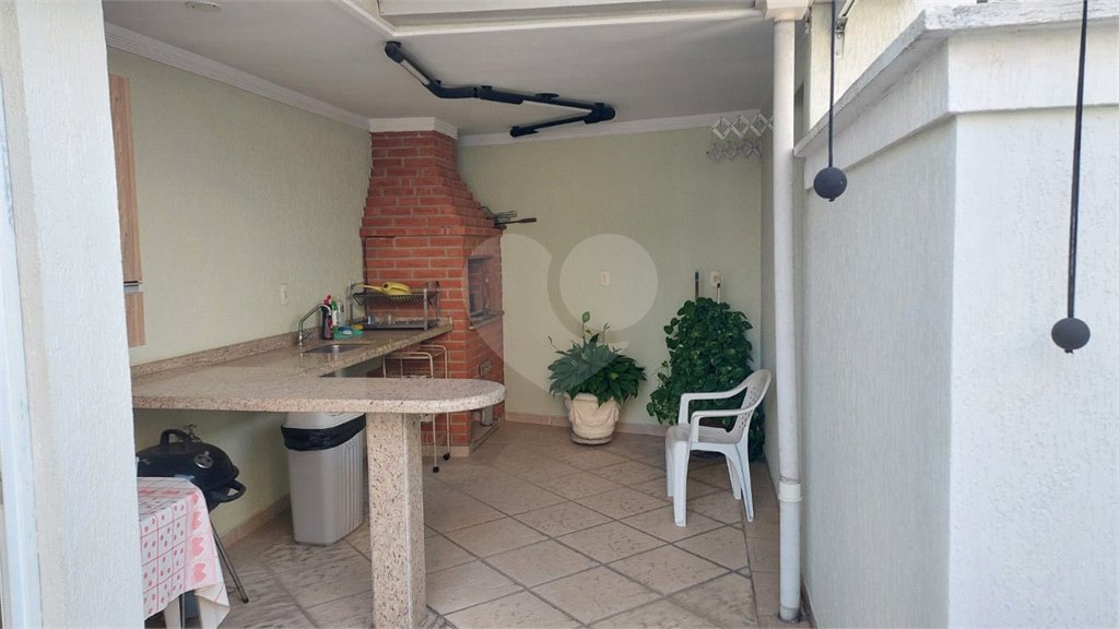 Casa à venda com 3 suítes no condomínio Itapuã XI, São Paulo - SP