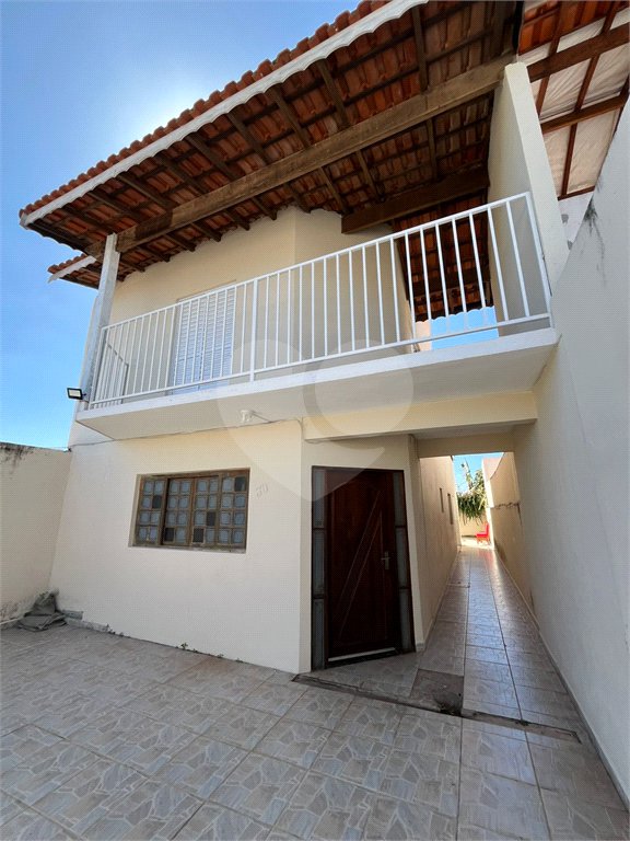 Casa à venda com 4 quartos, sendo 2 suítes, em Nova Cerejeira, Atibaia, SP