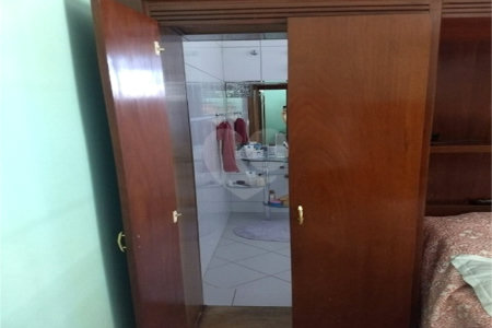 Casa à venda com 3 quartos, sendo 1 suíte, em Vila Galvão, Guarulhos, SP