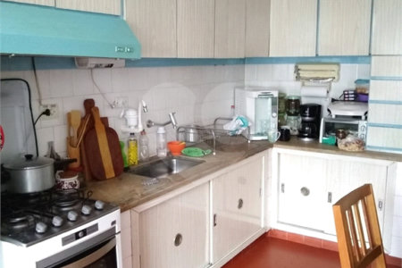 Casa à venda com 2 quartos, sendo 1 suíte, em Vila Piauí, São Paulo, SP