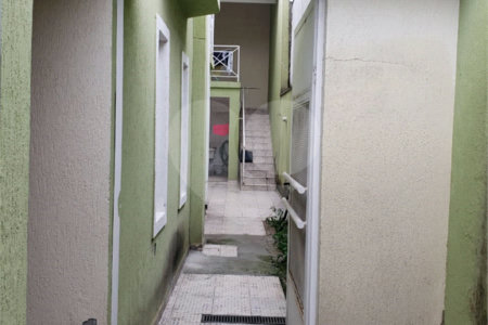 Casa à venda com 6 quartos, sendo 3 suítes, em Alto Ipiranga, Mogi das Cruzes, SP