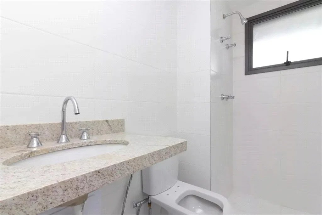 Apartamento à venda com 3 quartos, sendo 1 suíte, em Pinheiros, São Paulo, SP