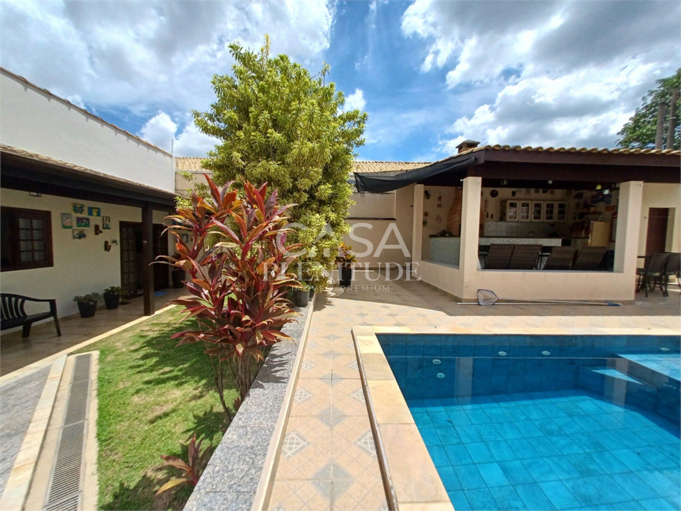 Casa Térrea à venda com 3 quartos, sendo 1 suíte, em Jardim Bandeirantes, Sorocaba, SP