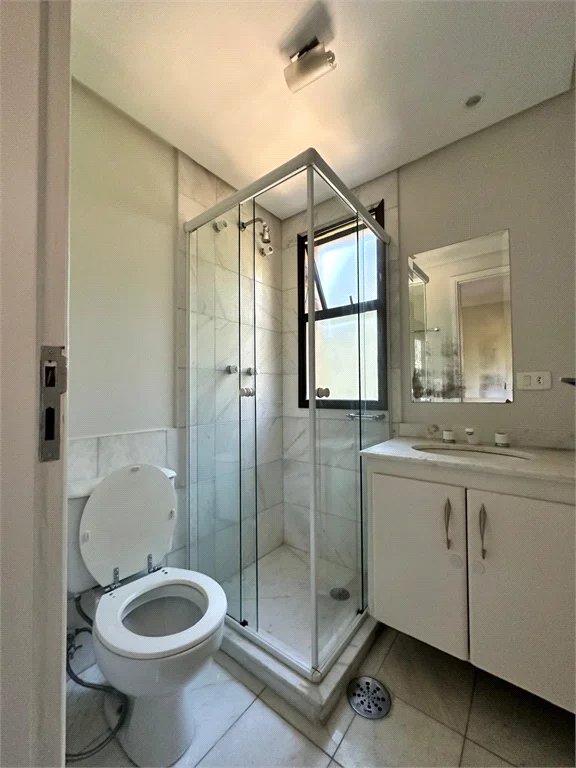 Apartamento à venda com 2 suítes em Vila Andrade, São Paulo, SP