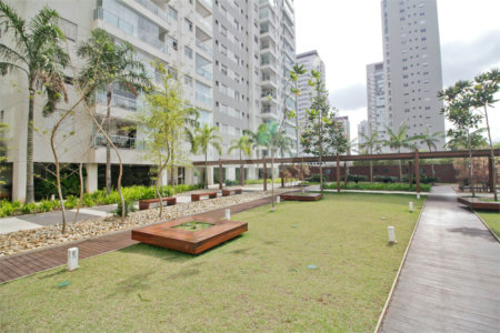 Apartamento à venda com 3 quartos, sendo 1 suíte,  em Vila Anastácio, São Paulo, SP