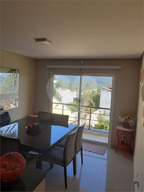 Casa à venda com 3 quartos, sendo 1 suíte,  em Vila Suissa, Mogi das Cruzes, SP
