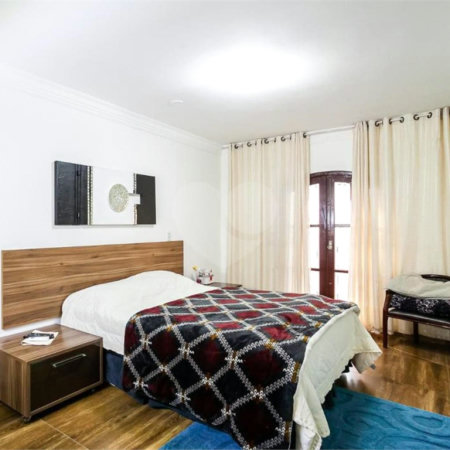 Casa à venda com 3 quartos, sendo 1 suíte, em Parque das Nações, Santo André, SP
