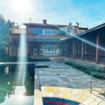Casa à venda com 4 suítes em Vila Petrópolis, Atibaia, SP