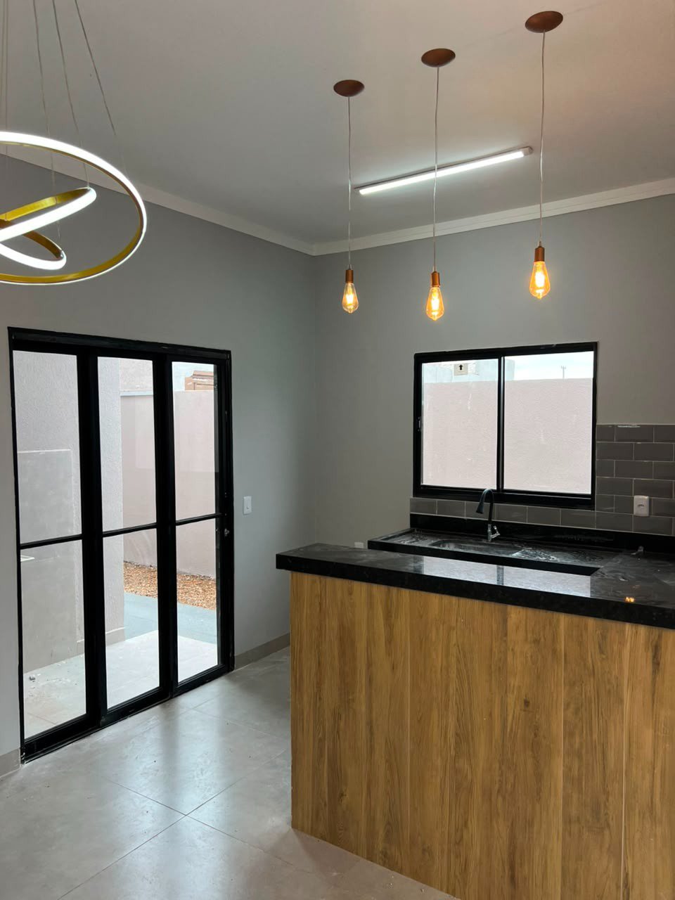 Casa à venda com 2 quartos, sendo 1 suíte,  em Bela Vista da Lagoa, Três Lagoas, MS