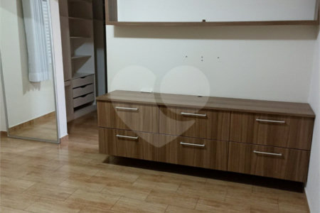 Casa à venda com 4 suítes no condomínio Jardim Theodora, Itu - SP