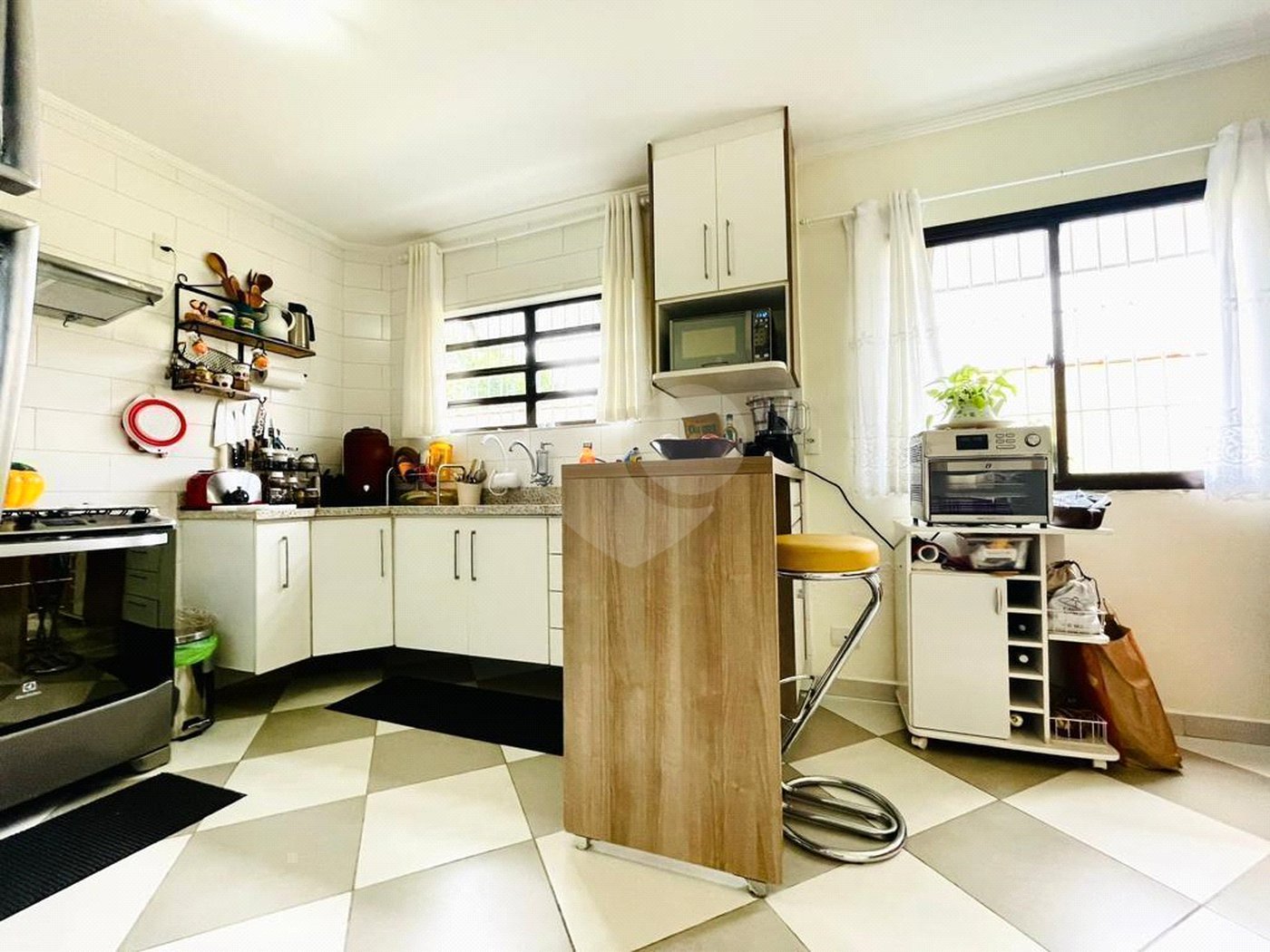 Villagio à venda com 4 quartos, sendo 2 suítes, em Saúde, São Paulo, SP
