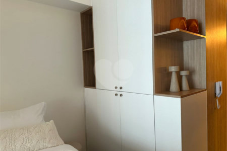 Apartamento à venda ou para alugar com 1 suíte em Pinheiros, São Paulo, SP