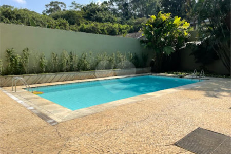 Sobrado à venda com 5 suítes em Paineiras do Morumbi, São Paulo, SP