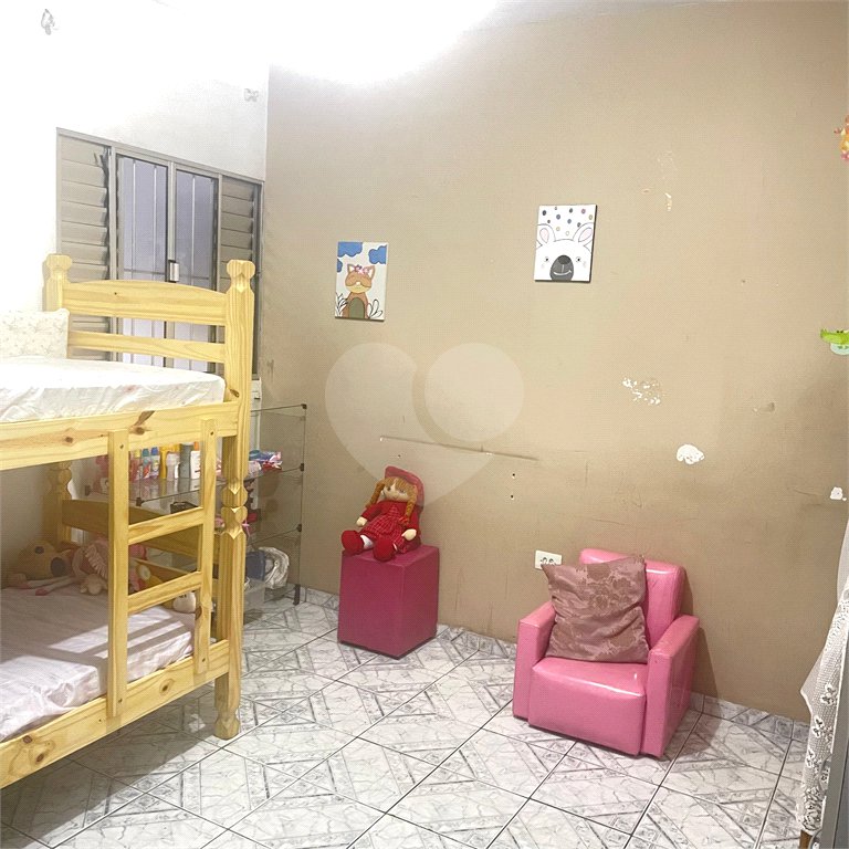 Casa à venda com 3 quartos, sendo 1 suíte, em Jardim Santa Cecília, Guarulhos, SP