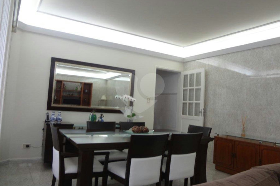 Sobrado à venda com 3 quartos em Santana, São Paulo, SP