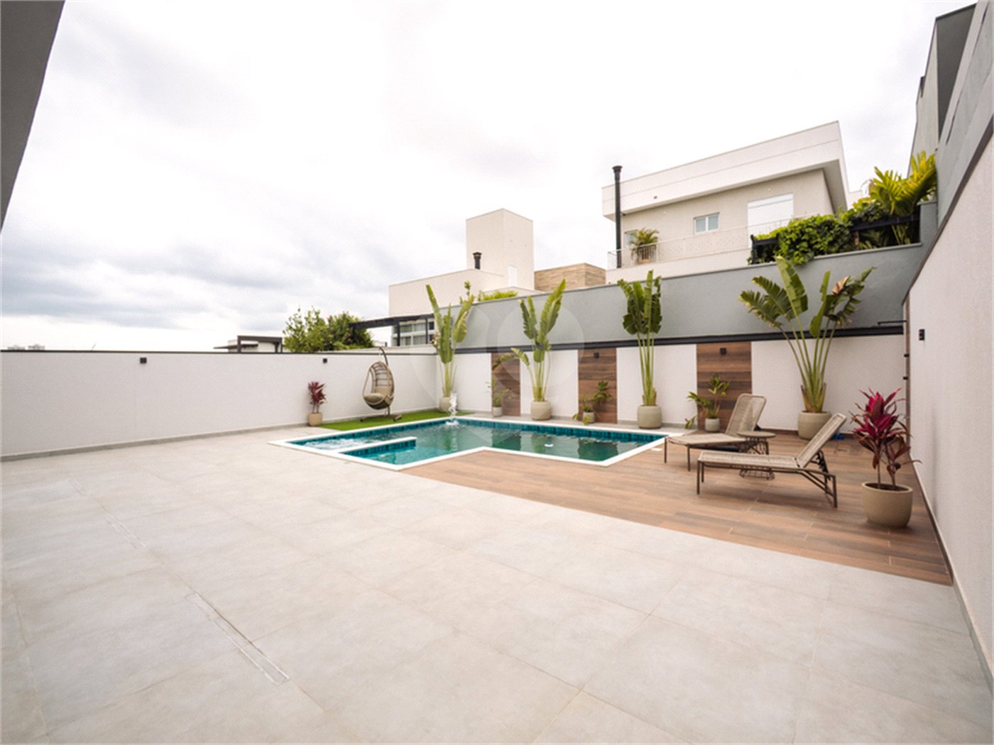 Casa à venda com 3 suítes no condomínio Residencial Helvetia Park, Indaiatuba - SP