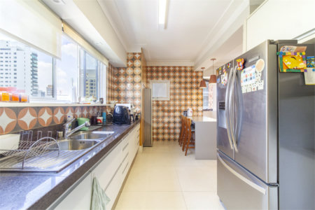Apartamento à venda com 4 quartos, sendo 2 suítes, em Indianópolis, São Paulo, SP