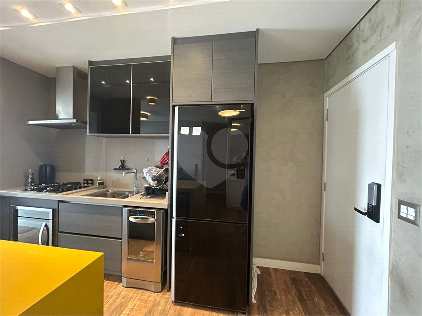 Apartamento à venda com 2 quartos, sendo 1 suíte,  em Brooklin, São Paulo, SP