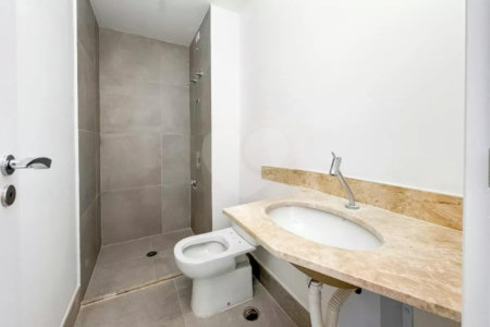 Apartamento com 1 dormitório próximo ao metrô Linha Verde.