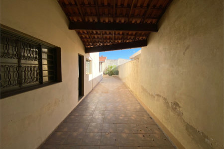Casa/sobrado para venda com piscina no Santa Felícia Jardim