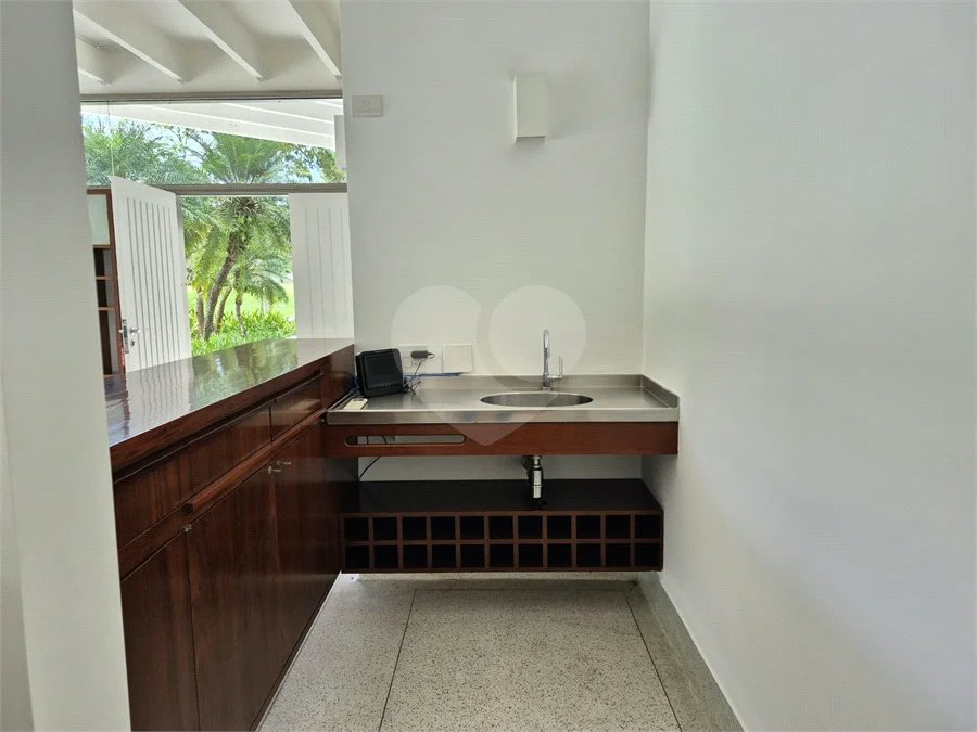 Casa a venda ou locação no Tamboré 1
