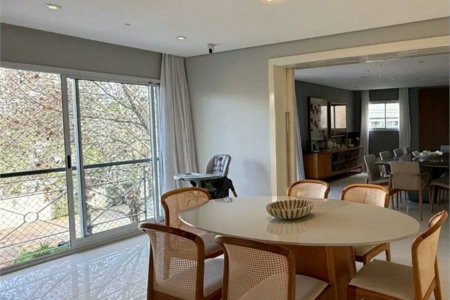 Casa à venda com 4 suítes no condomínio Vilas das Paineiras, São Paulo - SP