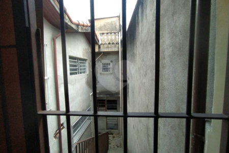 Casa à venda com 6 quartos, sendo 2 suítes, em Chora Menino, São Paulo, SP